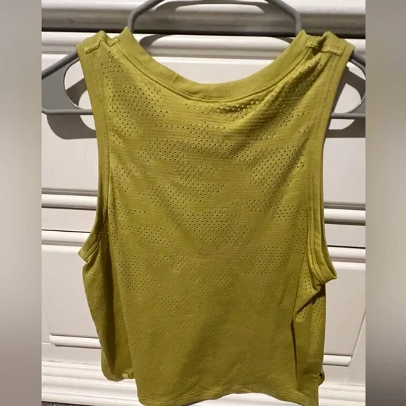 LULULEMON WORKOUT TANK - Picture 3 of 3